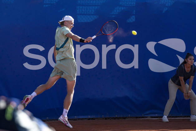 TENNIS : Open Sopra Steria - Lyon Villeurbanne 12 06 2026 Félix Balshaw affronte Clément Tabur lors du tournoi de tennis ATP, Tennis Herren Challenger Tour, Open Sopra Steria à Lyon-Villeurbanne, le 12 06 2026. Photo Sandrine Thesillat PsNewZ  Copyright: xSandrinexTHESILLATx