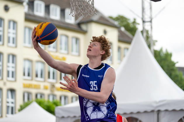 Tristan Gutersohn Team Brisbane, 35 under the basket Innside 3x3 Circus, basketball, group stage, D Sports, 13 06 2026 Innside 3x3 Circus, basketball, group stage, D Sports, 13 06 2026 Duesseldorf Copyright: xEibner-Pressefoto ThomasxHaeslerx EP_THR