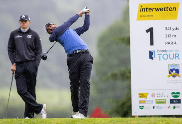 GOLF - Interwetten Open HAUS,AUSTRIA,13.JUN.26 - GOLF - HotelPlanner Tour, Interwetten Open, Golfclub Schladming. Image shows Moritz Russling (AUT) and Saptak Talwar (IND).  GEPAxpictures xHaraldxSteiner