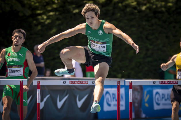 MANNHEIM, GERMANY - JUNE 13, 2026 : Nils Hofmann (GER HNT Hamburg) competing in the men’s U20 400m hurdles during the Juniorengala 2026 at Michael-Hoffmann-Stadion on June 13, 2026 in Mannheim, Germany. Baden-Wuerttemberg Germany Copyright: xAxelxKohringx