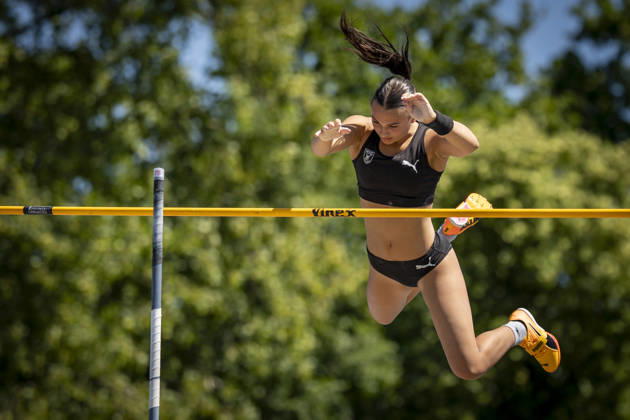 MANNHEIM, GERMANY - JUNE 13, 2026 : Eva Marie Weisbrodt (GER MTG Mannheim) competing in the women’s U20 pole vault during the Juniorengala 2026 at Michael-Hoffmann-Stadion on June 13, 2026 in Mannheim, Germany. Baden-Wuerttemberg Germany Copyright: xAxelxKohringx