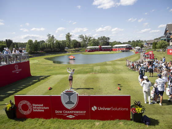 MIDLAND, MI - JUNE 13: Nelly Korda hits the ball on the 18th hole during round three of the LPGA, Golf Damen Dow Championship on June 13, 2026, at Midland Country Club in Midland, Michigan. (Photo by Joseph Weiser Icon Sportswire) GOLF: JUN 13 LPGA Dow Championship EDITORIAL USE ONLY Icon2606130383