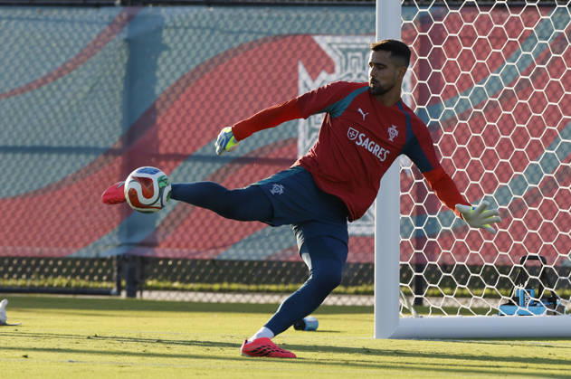 Diogo Costa of Portugal trains in Palm Beach, Florida, USA, 13 June 2026. Portugal national team, Nationalteam training !ACHTUNG: NUR REDAKTIONELLE NUTZUNG!  Copyright: xAlbertoxEstévezx GR7159 20260614-55020589843_1