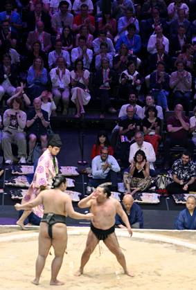 Sumo: Paris tournament A two-day sumo tournament opens at Accor Arena in Paris on June 13, 2026.  A14AA0005618591P