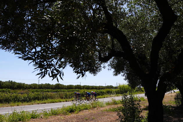 The pack rides cycles during Stage 2 of the Giro Next Gen 2026, from Tropea to Crotone, Italy, Monday, June 15, 2026.  Copyright: xFabioxFerrari LaPressex