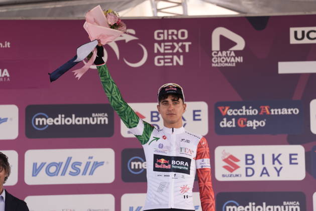 Italy s Davide Donati of Red Bull - Bora - Hansgrohe Rookies stage winner tricolor jersey during Stage 2 of the Giro Next Generation from Tropea to Crotone Italy, June 15, 2026  Copyright: xMassimoxPaolone LaPressex