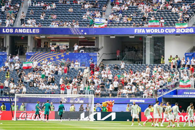 USA Soccer 2026 FIFA World Cup Group Stage Group G Iran vs. New Zealand SoFi Stadium, Inglewood, Los Angeles County, California Fans from the Iranian diaspora display historic Iranian flags featuring the lion and sun, as well as the Israeli national flag with the Star of David symbol, during the pitch inspection ahead of the 2026 FIFA World Cup group stage match between Iran and New Zealand at SoFi Stadium,detected_source_language Copyright: xJOERANxSTEINSIEKx