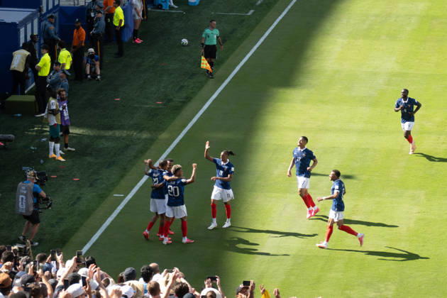 June 16, 2026, East Rutherford, New Jersey, USA: France s BRADLEY BARCOLA scores in the second half as France defeats Senegal 3-1 at FIFA World Cup, WM, Weltmeisterschaft, Fussball 2026 Group 1 match at New York New Jersey Stadium on June 16, 2026 in East Rutherford, New Jersey. East Rutherford USA - ZUMAb148 20260616_zap_b148_007 Copyright: xBryanxSmithx
