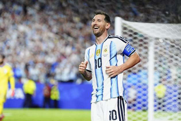 Football: 2026 World Cup Argentina s Lionel Messi celebrates after scoring a hat-trick in the second half of a World Cup Group J football match against Algeria at Kansas City Stadium in Kansas City, Missouri, on June 16, 2026.  A14AA0005619128P