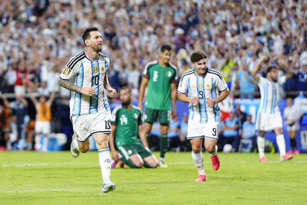 Football: 2026 World Cup Argentina s Lionel Messi (10) runs after scoring a hat-trick in the second half of a World Cup Group J football match against Algeria at Kansas City Stadium in Kansas City, Missouri, on June 16, 2026.  A14AA0005619129P