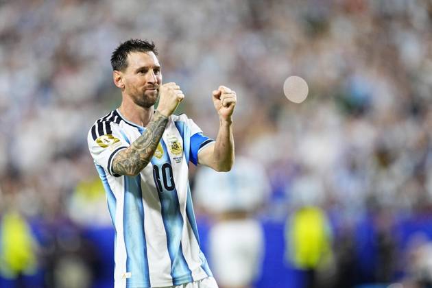 Football: 2026 World Cup Argentina s Lionel Messi reacts after scoring a hat-trick in the second half of a World Cup Group J football match against Algeria at Kansas City Stadium in Kansas City, Missouri, on June 16, 2026. A14AA0005619133P