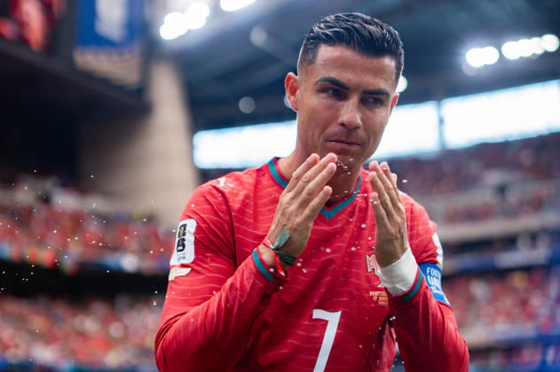 2026 FIFA World Cup, Group K, Match 1, Portugal vs. DR Congo, June 17, 2026, at NRG Stadium in Houston, Texas. Cristiano Ronaldo drinks water from a water bottle.,detected_source_language Copyright: xBahhoxKarax