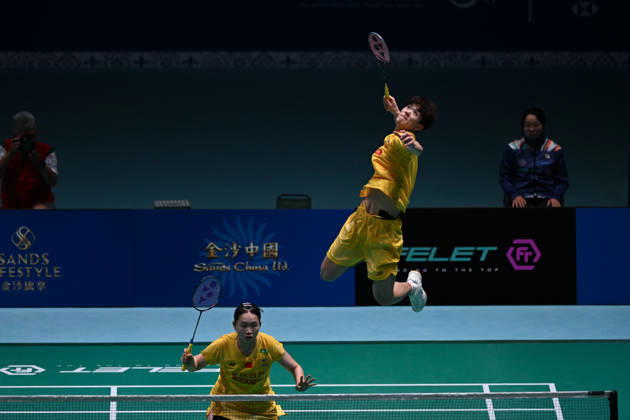 MACAO, CHINA - JUNE 19: Li Hongyi and Huang Kexin of China compete in the Mixed Doubles Quarterfinal match against Jiang Zhenbang and Wei Yaxin of China on day 4 of Macao Open Badminton 2026 at Macao East Asian Games Dome on June 19, 2026 in Macau, China.  Copyright: xVCGx 111649290093
