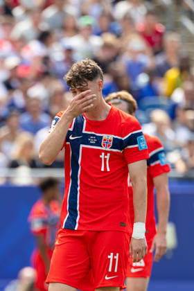 June 26, 2026; Foxborough, Massachusetts, USA; Norway forward Jorgen Strand Larsen (11) shows his frustration after Norway conceded a second goal in a FIFA World Cup, WM, Weltmeisterschaft, Fussball 2026 Group I match between Norway and France at Boston Stadium. (c) CSM - ZUMAc04_ 20260626_zma_c04_160 Copyright: xBurtxGranofskyx