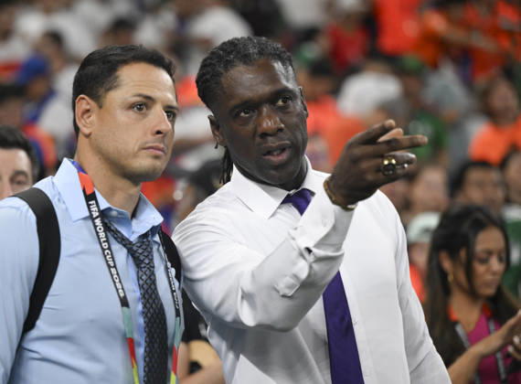 (260630) -- MONTERREY, June 30, 2026 -- Dutch former midfielder Clarence Seedorf (R) is seen during the round of 32 match between the Netherlands and Morocco at the 2026 FIFA World Cup, WM, Weltmeisterschaft, Fussball at Estadio Monterrey in Monterrey, Mexico, on June 29, 2026. ) (SP)MEXICO-MONTERREY-FOOTBALL-FIFA WORLD CUP-ROUND OF 32-NED VS MAR WuxWei 