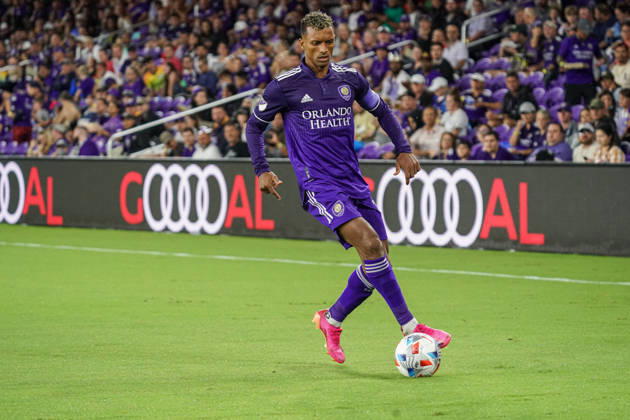 New England Revolution at Orlando City SC, Orlando, Florida, USA Orlando, Florida, USA, October 24, 2021, Orlando City SC forward Luis Nani 17 prepares to make a pass to teammate at Exploria Stadium. Copyright: xMartyxJean-Louisx
