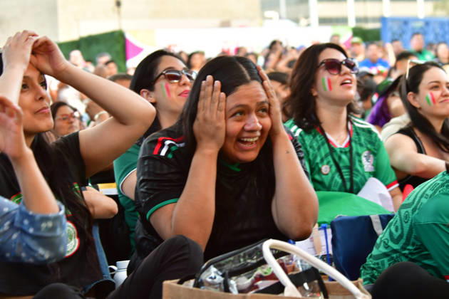 Mexico defeated Ecuador 2–0, marking their first victory in a decisive match in 40 years Fans of the Mexican national team, Nationalteam gathered to support the team and celebrate the World Cup victory over Ecuador. Los Angeles California United States Copyright: AlbertoxSibaja