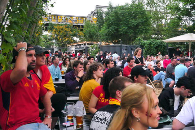 Football, 2026 FIFA World Cup, Spain v Austria, public viewing in Berlin