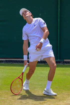 Day Five: The Championships - Wimbledon 2026 LONDON, ENGLAND JULY 03 - Joao Fonseca of Brazil looks dejected during Gentlemen s Single Third Round against Roman Safiullin of Russia at The Wimbledon Lawn Tennis Championship at Wimbledon on July 03, 2026 in London, England. (Photo by Keeran Marquis) Copyright: xKeeranxMarquis Fotoarena SPPx Sportspressphoto_SPR183564