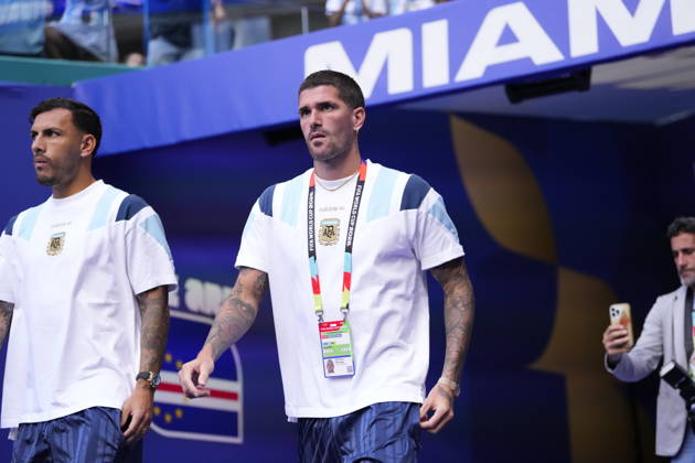 Argentina v Cape Verde - FIFA World Cup, WM, Weltmeisterschaft, Fussball 2026 - Round of 32 FLORIDA, USA - JULY 03: Rodrigo De Paul of Argentina takes the pitch prior the 2026 FIFA World Cup Round of 32 match between Argentina and Cape Verde at the Hard Rock Stadium (Miami Stadium) in Miami Gardens, Florida, United States on July 03, 2026. Jose Hernandez Anadolu Florida United States. Editorial use only. Please get in touch for any other usage.  Copyright: x2026xAnadoluxJosexHernandezx