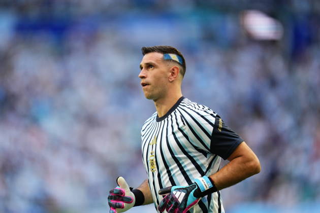 Argentina v Cape Verde - FIFA World Cup, WM, Weltmeisterschaft, Fussball 2026 - Round of 32 FLORIDA, USA - JULY 03: Emiliano Martinez of Argentina warms up prior the 2026 FIFA World Cup Round of 32 match between Argentina and Cape Verde at the Hard Rock Stadium (Miami Stadium) in Miami Gardens, Florida, United States on July 03, 2026. Jose Hernandez Anadolu Texas United States. Editorial use only. Please get in touch for any other usage.  Copyright: x2026xAnadoluxJosexHernandezx