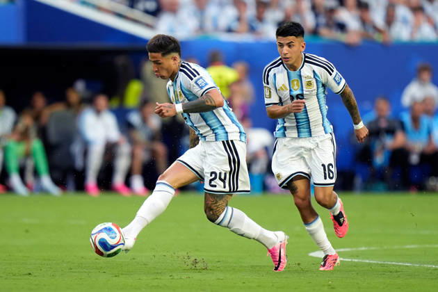 2026-07-04 Argentina v Cabo Verde - Round Of 32 - FIFA World Cup, WM, Weltmeisterschaft, Fussball 2026 MIAMI GARDENS, UNITED STATES - JULY 3: Enzo Fernandez of Argentina during the Round Of 32 - FIFA World Cup 2026 match between Argentina and Cabo Verde at Miami Stadium on July 3, 2026 in Miami Gardens, Florida. (Photo by Pablo Morano BSR Agency) Miami Gardens United States Content not available for redistribution in The Netherlands directly or indirectly through any third parties. Copyright: xBSRxAgencyx