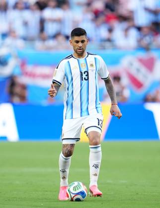 Argentina v Cape Verde - FIFA World Cup, WM, Weltmeisterschaft, Fussball 2026 - Round of 32 FLORIDA, USA - JULY 03: Cristian Romero of Argentina drives the ball during the 2026 FIFA World Cup Round of 32 match between Argentina and Cape Verde at the Hard Rock Stadium (Miami Stadium) in Miami Gardens, Florida, United States on July 03, 2026. Jose Hernandez Anadolu Florida United States. Editorial use only. Please get in touch for any other usage.  Copyright: x2026xAnadoluxJosexHernandezx