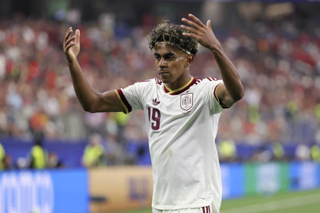 Portugal v Spain: Round of 16 - FIFA World Cup, WM, Weltmeisterschaft, Fussball 2026 Lamine Yamal of Spain reacts during the FIFA World Cup 2026 Round Of 16 match between Portugal and Spain at Dallas Stadium on July 6, 2026 in Arlington, United States. Arlington Dallas Stadium TX United States Copyright: xAllstarxPicturexLibraryxLtdx