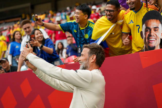 Canada Soccer, 2026 FIFA World Cup, Round of 16: Switzerland vs. Colombia at BC Place, Vancouver; Jürgen Klopp, soccer analyst on MagentaTV; viewers, fans, stands Copyright: xJOERANxSTEINSIEKx