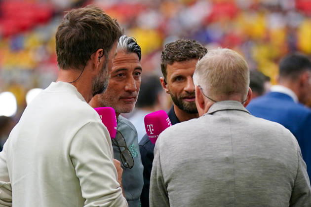 Canada Soccer, 2026 FIFA World Cup, Round of 16: Switzerland vs. Colombia at BC Place, Vancouver; Murat Yakin, coach of Switzerland; Jürgen Klopp, soccer analyst on MagentaTV; Thomas Müller, soccer analyst on MagentaTV; Johannes B. Kerner, TV host on MagentaTV Copyright: xJOERANxSTEINSIEKx