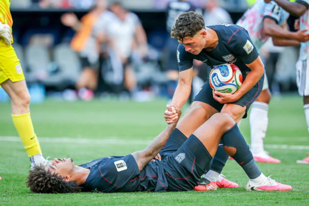 July 6, 2026, Seattle, Washington, USA: United States of America defender Chris Richards (3) agonizes after allowing a goal during the match between USA and Belgium in the World Cup 2026 at Seattle Stadium, Seattle, Washington Seattle USA - ZUMAj111 20260706_zsp_j111_091 Copyright: xTomxJonesx