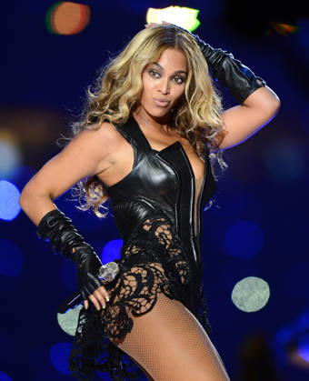 USA AMERICAN FOOTBALL SUPER BOWL Super Bowl XLVII Baltimore Ravens against San Francisco 49ers epa03567542 Beyonce performs during the half time show of Super Bowl XLVII between the Baltimore Ravens and the San Francisco 49ers in New Orleans, Louisiana, USA, 03 February 2013. NEW ORLEANS United States  Copyright: xLARRYxW.xSMITHx