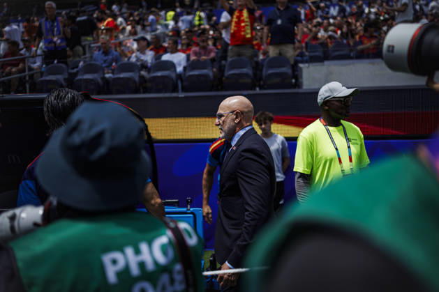 Spain vs Belgium - FIFA World Cup, WM, Weltmeisterschaft, Fussball 2026 - 10 07 2026 Luis de la Fuente head coach of Spain during the FIFA World Cup 2026 quarter finals match between Spain and Belgium at Los Angeles Stadium on July 10, 2026 in Inglewood, California, Estados Unidos Inglewood Estados Unidos Copyright: xPGSxPhotoxAgencyx