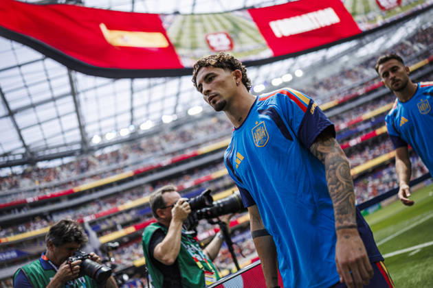 Spain vs Belgium - FIFA World Cup, WM, Weltmeisterschaft, Fussball 2026 - 10 07 2026 Yeremi Pino of Spain warming up during the FIFA World Cup 2026 quarter finals match between Spain and Belgium at Los Angeles Stadium on July 10, 2026 in Inglewood, California, Estados Unidos Inglewood Estados Unidos Copyright: xPGSxPhotoxAgencyx