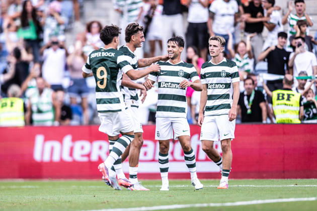 July 14, 2026, Faro, Faro, Portugal: Daniel Braganca of Sporting Clube de Portugal celebrates scoring his sides second goal of the match during the Pre-Season Firiendly match between Sporting CP and Celtic FC at Estadio do Algarve in Faro on July 14, 2026 Faro Portugal - ZUMAg283 20260714_zsp_g283_020 Copyright: xJoaoxGregoriox
