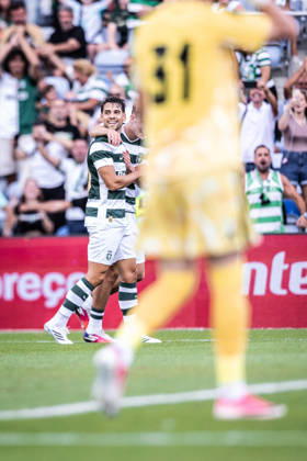 July 14, 2026, Faro, Faro, Portugal: Daniel Braganca of Sporting Clube de Portugal celebrates scoring his sides second goal of the match during the Pre-Season Firiendly match between Sporting CP and Celtic FC at Estadio do Algarve in Faro on July 14, 2026 Sporting CP X Celtic FC - Pre-Season Friendly Desafios Betano - ZUMAg283 20260714_zsp_g283_018 Copyright: xJoaoxGregoriox