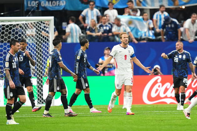 England v Argentina - FIFA World Cup, WM, Weltmeisterschaft, Fussball 2026 - Semi Finals ATLANTA, GEORGIA - JULY 15: England’s Harry Kane (9) reacts during the 2026 FIFA World Cup semifinal match between England and Argentina at Atlanta Stadium in Atlanta, Georgia, United States, on July 15, 2026. Evrim Aydin Anadolu Georgia United States. Editorial use only. Please get in touch for any other usage.  Copyright: x2026xAnadoluxEvrimxAydinx