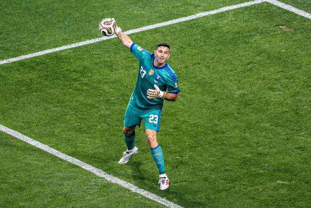 England vs Argentina ATLANTA, GE - 15.07.2026: ENGLAND VS ARGENTINA - Emiliano Martinez, during the match between Argentina and England, valid for the semi-final of the 2026 FIFA World Cup, WM, Weltmeisterschaft, Fussball held at Mercedes-Benz Stadium, in Atlanta, Georgia, United States, this Wednesday (15). (Photo: Danilo Fernandes Fotoarena) x2985393x  DaniloxFernandes