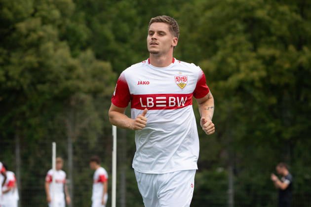 Ramon Hendriks, VfB Stuttgart, 03, GER, VfB Stuttgart, soccer, Bundesliga 1, start of training, public training session, 2026–2027 season, July 16, 2026, DFL regulations prohibit any use of photographs as image sequences and or quasi-video, GER, VfB Stuttgart, soccer, Bundesliga 1, start of training, public training session, 2026–2027 season, July 16, 2026, Stuttgart Copyright: xEibner-Pressefoto EdwardxCheungx EP_ECG