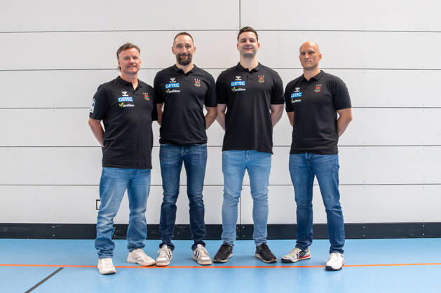 July 20, 2026, xgox, Opel HBL SC Magdeburg Handball Photo Op for the 2026–27 Season, emspor, from left: Physical Therapist Matthias Friedrich, Steffen Mantai, Philip Zachert, Athletic Trainer Daniel Müller, Magdeburg