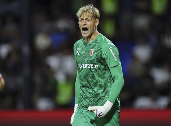 Fußball, Lukas Hornicek wechselt von Sporting Braga zu Newcastle United, Archivbilder