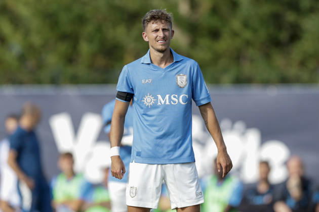 Fußball, Jesper Lindström steht wohl vor Wechsel zum FC Schalke 04, Archivbilder