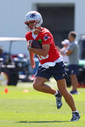 July 26, 2026; Foxborough, MA, USA; New England Patriots quarterback Drake Maye (10) participates in drills during Patriots training camp at Gillette Stadium. CSM NFL, American Football Herren, USA 2026: Patriots Training Camp JUL 26 - ZUMAc04_ 20260726_zma_c04_179 Copyright: xAnthonyxNesmithx