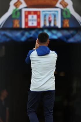 July 25, 2026, Porto, Porto, Portugal: PORTO, PORTUGAL - JULY 25: Francesco Farioli of FC Porto during the match between FC Porto and Aston Villa -for the Friendly Match at Estadio do Dragao on July 25, 2026 in Porto, Portugal. Porto Portugal - ZUMAh FC 20260725_zsp_e141_052 Copyright: xLuisxEirasx