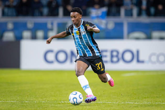 RECORD DATE NOT STATED 30th July 2026; Arena do Gremio Stadium, Porto Alegre, Brazil; Copa Sudamericana Football, Gremio versus Bolivar; Gabriel Mec of Gremio runs with the ball RichardxDucker DiaEsportivo