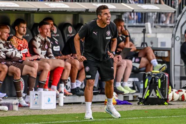 Coach Marcel Rapp, St. Pauli, Germany, Hamburg, Millerntor, soccer, 2. Bundesliga, friendly, FC St. Pauli vs. Real Club Deportivo de A Coruna