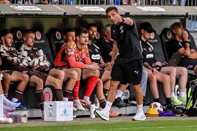 Coach Marcel Rapp, St. Pauli, Germany, Hamburg, Millerntor, soccer, 2. Bundesliga, friendly match, FC St. Pauli vs. Real Club Deportivo de A Coruna