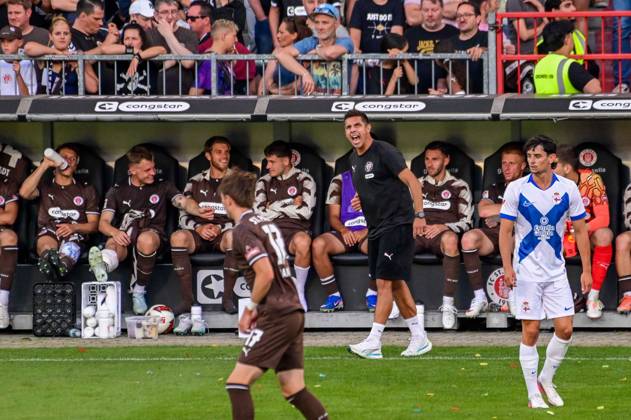 Coach Marcel Rapp, St. Pauli, Germany, Hamburg, Millerntor, soccer, 2. Bundesliga, friendly match, FC St. Pauli vs. Real Club Deportivo de A Coruna