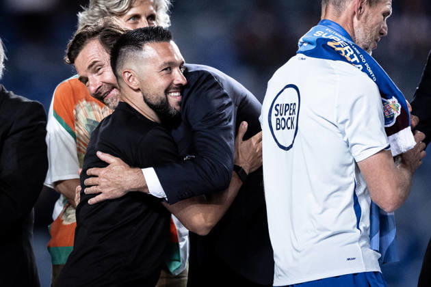 August 1, 2026, Coimbra, Coimbra, Portugal: FC Porto Head Coach Francesco Farioli and FC Porto President Andre Vilas-Boas during the Supertaca Final match between FC Porto and SCU Torreense at Estadio Cidade de Coimbra in Coimbra on August 01, 2026 Coimbra Portugal - ZUMAg283 20260801_zsp_g283_168 Copyright: xJoaoxGregoriox