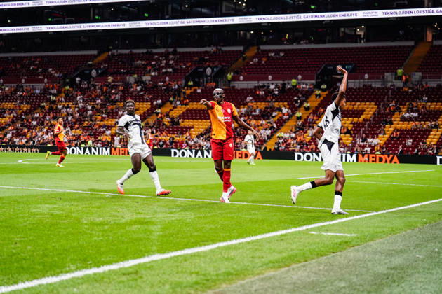 Galatasaray v Stade Rennais Friendly Match Victor Osimhen of Galatasaray reacts during the friendly match between Galatasaray and Stade Rennais at Rams Park Stadium on August 2, 2026 in Istanbul, Turkey. Istanbul Rams Park Stadium Istanbul Turkey Copyright: xxYagizxGurtugx